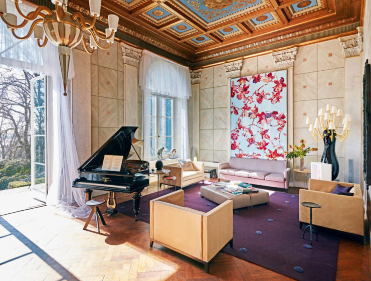 Karl Lagerfeld former home Villa Jako in Hamburg on sale